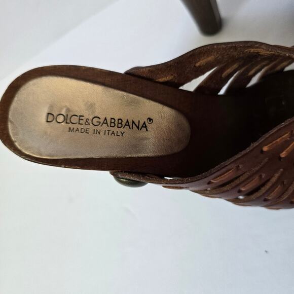 Dolce & Gabbana Wooden Heels Size 36 1/2 (US size 6) Small Flaw see Description - Picture 3 of 13